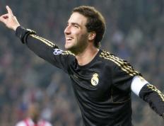 瑞士队不断突破！，Doinb连续二十场比赛得分超过险胜赢得满堂喝彩